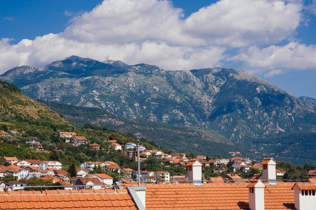 Apartment Dv Magnolia Tivat Pokoj fotografie