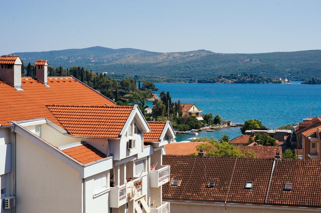 Apartment Dv Magnolia Tivat Pokoj fotografie